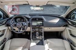 جاگوار XE